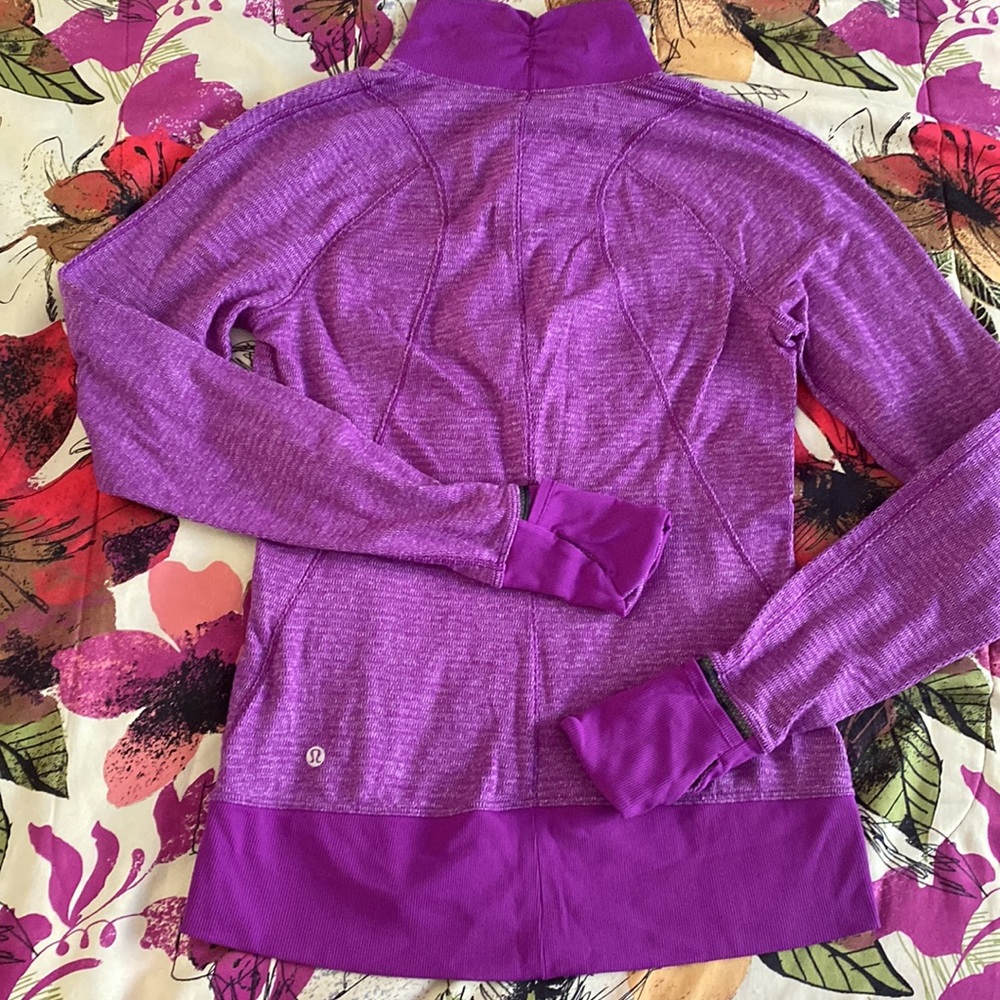 Lululemon Runderful 1/2 Zip - Picture 8 of 9